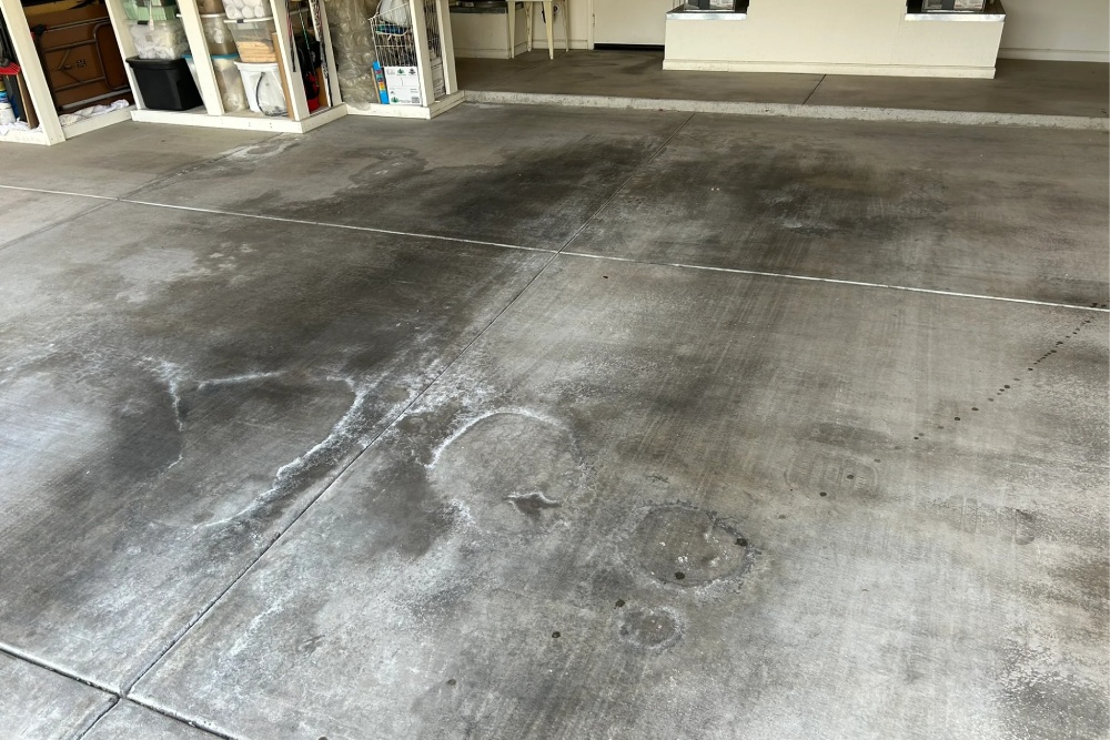 Tampa, FL Garage Flooring Issues: Why Your Concrete Floor Sweats